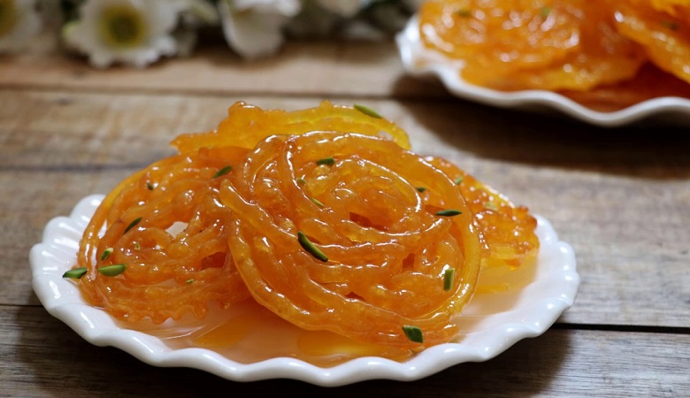 طرز تهیه “زولبیا”؛ شیرینی لذیذ و پرطرفدار رمضانی
