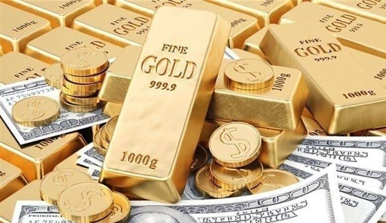 عکس/ حمله طرفداران الاهلی به رونالدو و هم تیمی‌هایش!