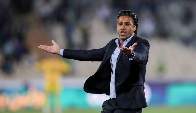 کارشناس داوری: فرهاد مجیدی بی‌ادب و بی‌سواد است!