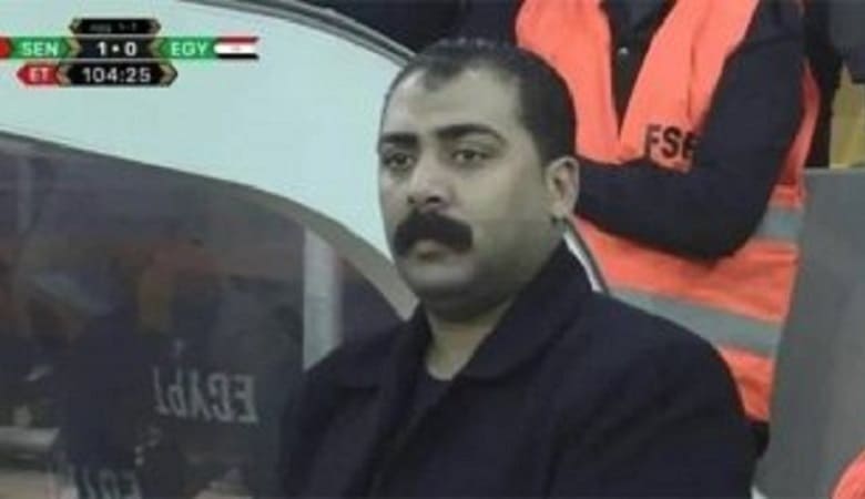 عکس/ این فرد بادیگارد ستاره فوتبال است!