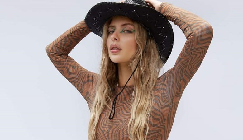 ستاره سابق لیگ برتر با این زن ازدواج کرده است!