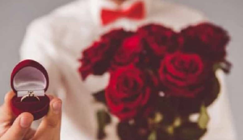 عکس/ آگهی ازدواج در خیابان‌های تهران: پسری هستم ۲۶ ساله…!