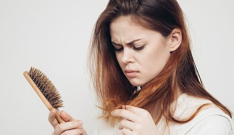 اگر این غذاها را بخورید ریزش مویتان بیشتر می‌شود!