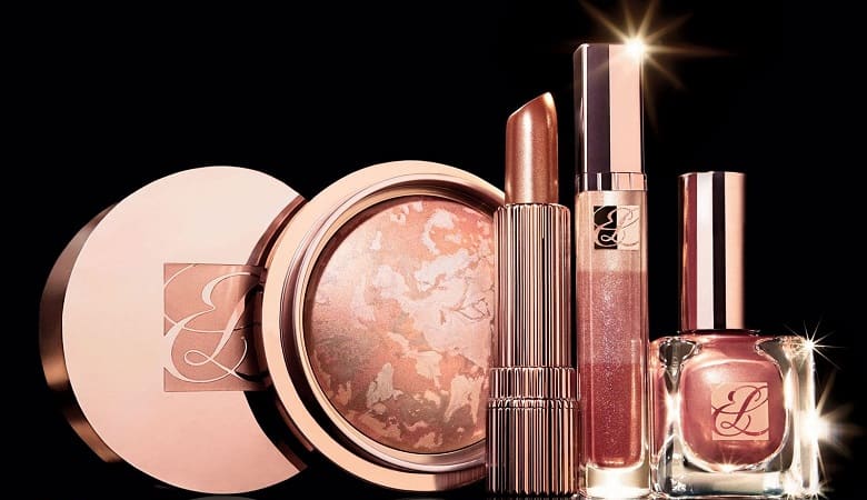 یک شرکت آرایشی بهداشتی از بازیگر مشهور گلایه کرد!