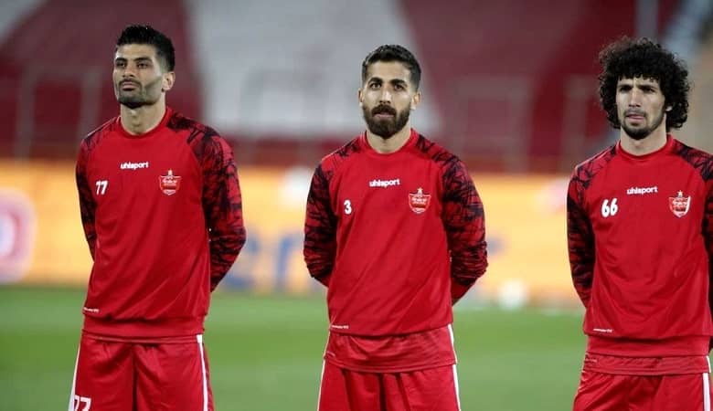 رفتار غیر حرفه ای بازیکنان پرسپولیس جنجالی شد!
