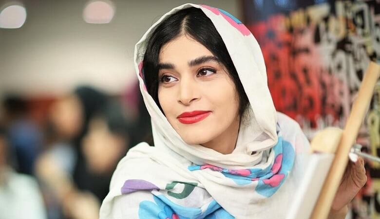 ویدیو/ رفتارهای عجیب اندیشه فولادوند در کنسرت رضا یزدانی