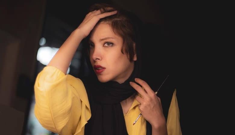 عکس/ خانم برنده سیمرغ گوشواره آبادان به گوش انداخت!