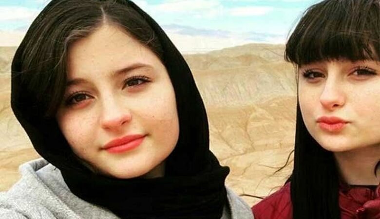 عکس/ رونمایی سارا و نیکا فرقانی از اولین بازی شان در سینما