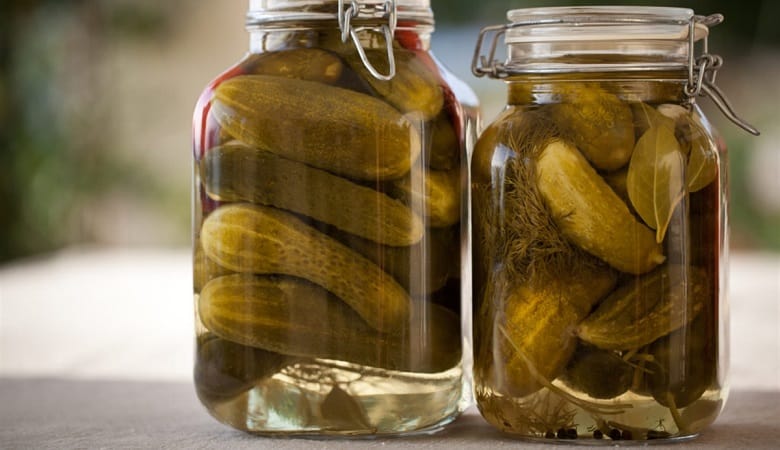 آیا می‌دانستید آب خیارشور این همه فایده دارد؟