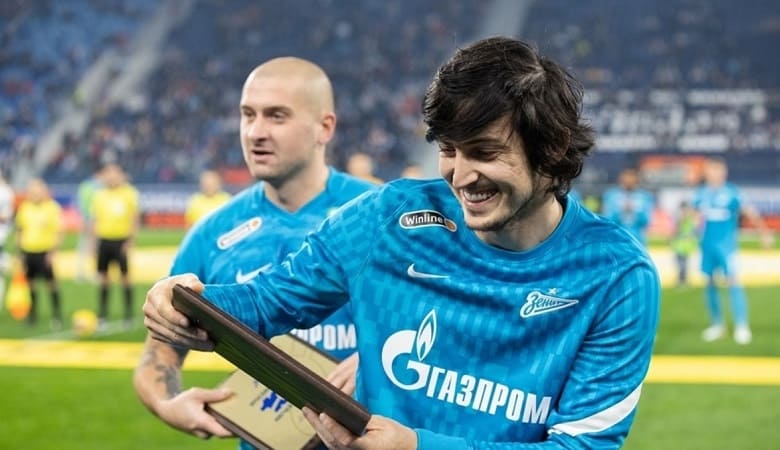 سردار آزمون ۳ میلیارد غرامت گرفت!