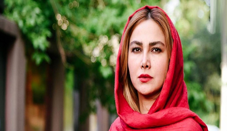 سلفی عجیب “آنا نعمتی” به سبک اروپایی ها/ عکس