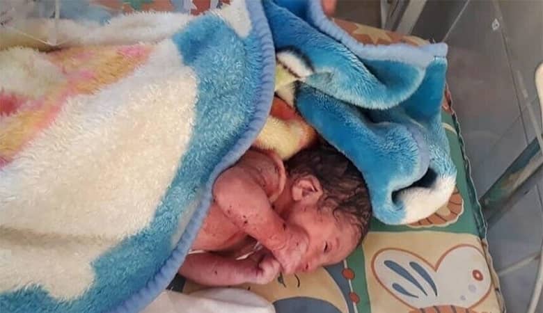 نوزاد رها شده در نازی آباد در چه وضعیتی به سر می برد؟