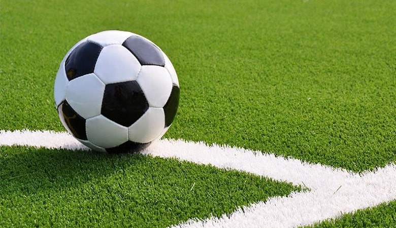 تصاویر/ ستاره گران قیمت لیگ برتر در پول پارتی و خوش گذرانی!