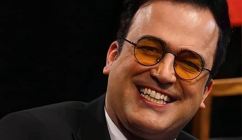 ویدئو/ وقتی حامد آهنگی به اصرار مهمان برنامه مرغ می‌شود!