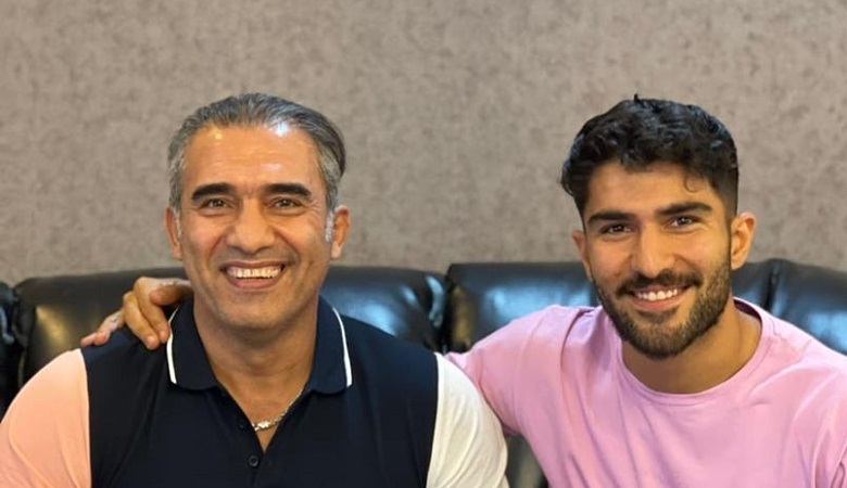 ویدیو/ شوخی و بازی جالب عابدزاده با حیوان خانگی اش