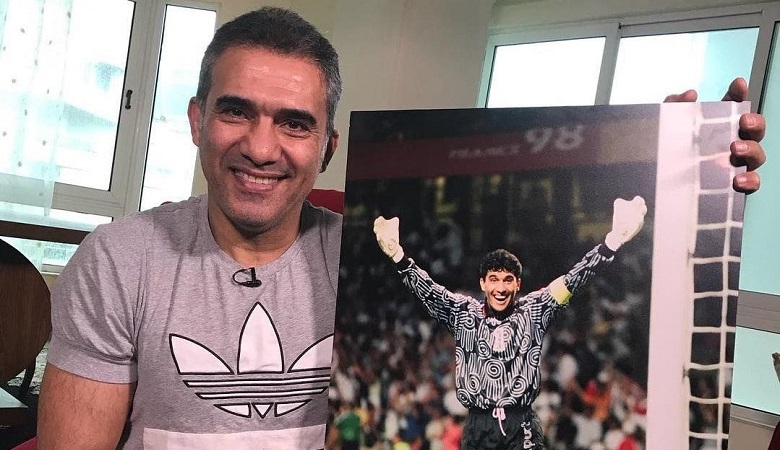 عکس/ گردنبد عجیب احمدرضا عابدزاده کنار دریا سوژه کاربران شد