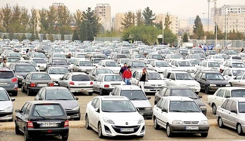 قیمت خودرو در اولین روز مرداد هوش از سر برد! /جدول