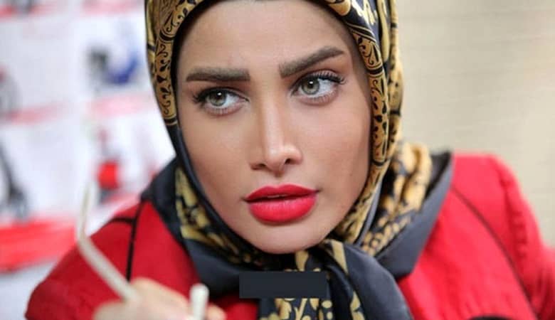 تیپ منشوری و جنجالی خانم بازیگر در میدان بوکس+عکس