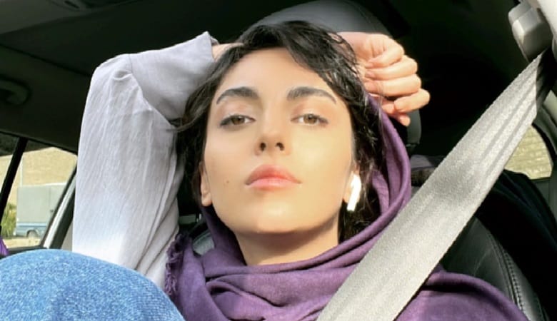 عکس/ تیپ خاص و تابستانی مهشید جوادی بچه مهندس با تم آبهویج بستنی!