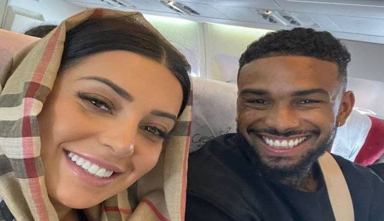 همسر مهاجم هلندی پرسپولیس محجبه شد+عکس