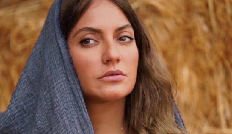 تصاویر/ تیپ کاگرلی مهناز افشار در یک کارناوال!