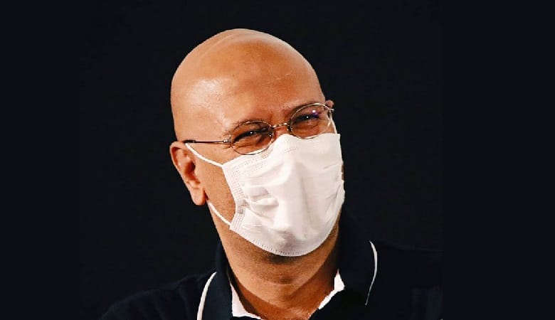 ویدئو/ نوحه خوانی محمد بحرانی از بالکن خانه‌اش برای مردم!