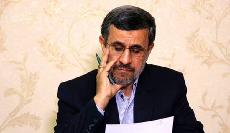 هواپیمای حامل عادل فردوسی‌پور دچار مشکل شد+ عکس