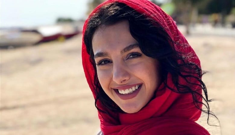 عکس/ حضور خانم‌های بازیگر با تیپ‌های انچنانی در مراسم اکران فیلم!