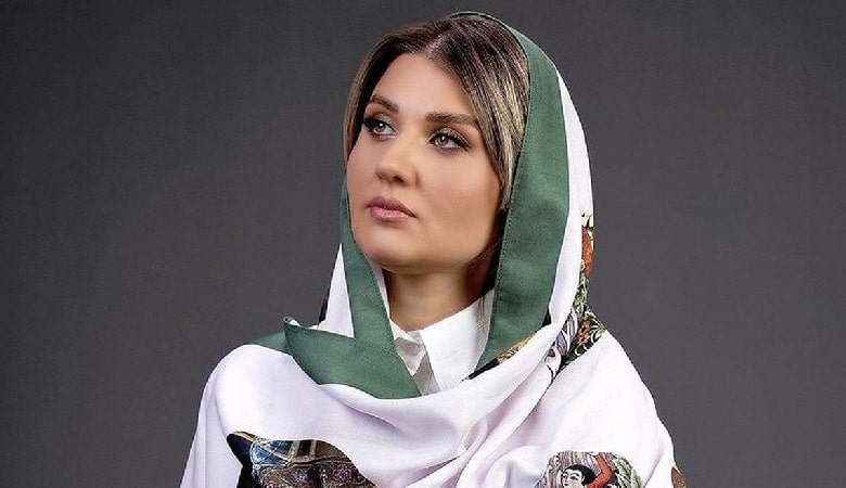 عکس/ گلوریا هاردی در کنار گرانترین آرایشگر تهران!