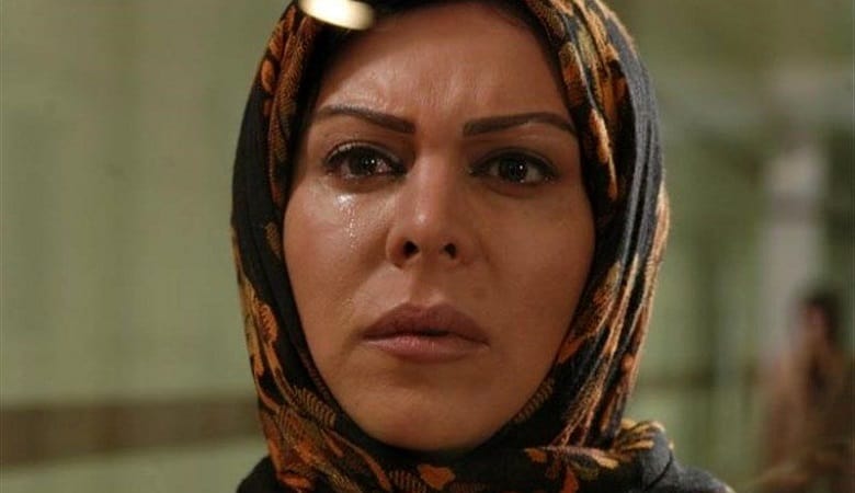 کولاک تفاوت پوشش “فلور نظری” با خواهرش/ عکس