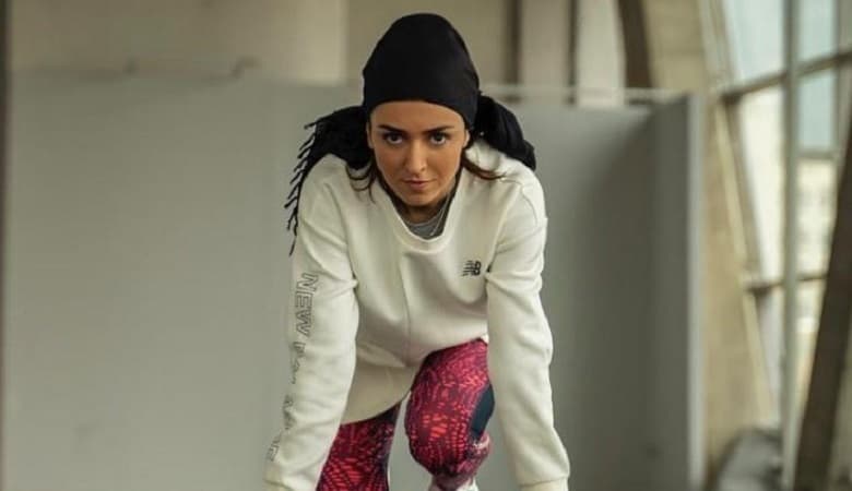 تصاویر/ “بانوی باد ایران” لحظات عاشقانه‌اش را برای همه آرزو کرد!