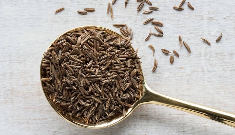 خطرات جبران ناپذیر استفاده زیاد از یک ادویه برای لاغری