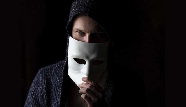 اختلال روان‌شناختی که پای آدم فضایی‌ها را به زندگی انسان باز می‌کند!