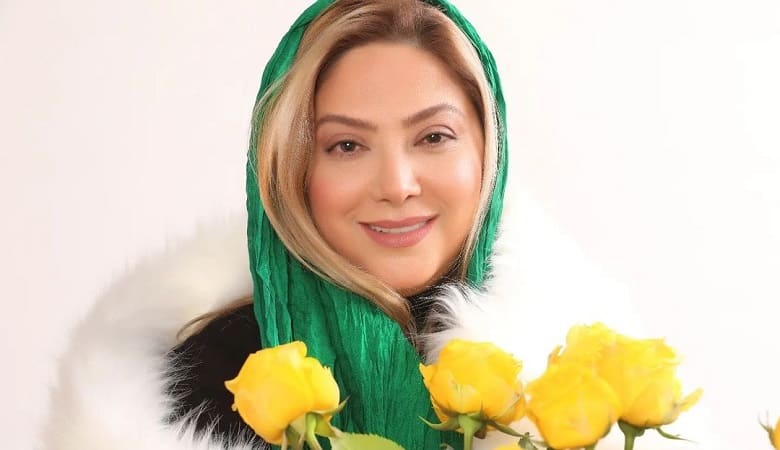 عکس/ کافه گردی خانم آرایشگری که بازیگر بود!