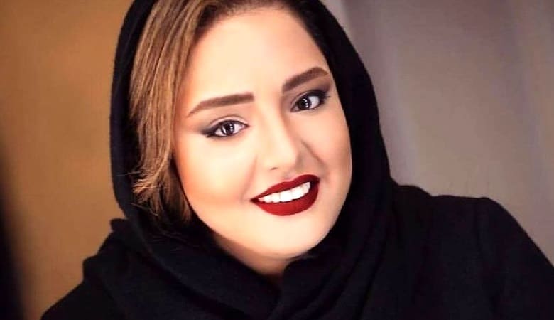 عکس/ ستایش در کنار دوستش با حجاب نامتعارف!