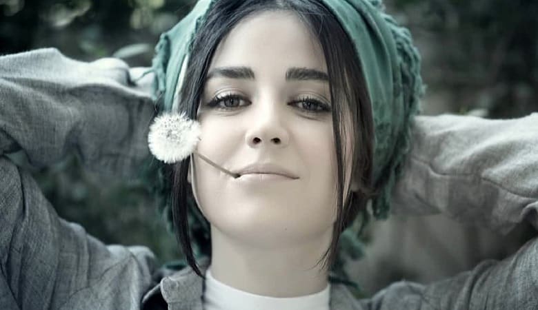 ویدئو/ آیا بازیگر مشهور ترک از افسانه پاکرو خواستگاری کرد؟