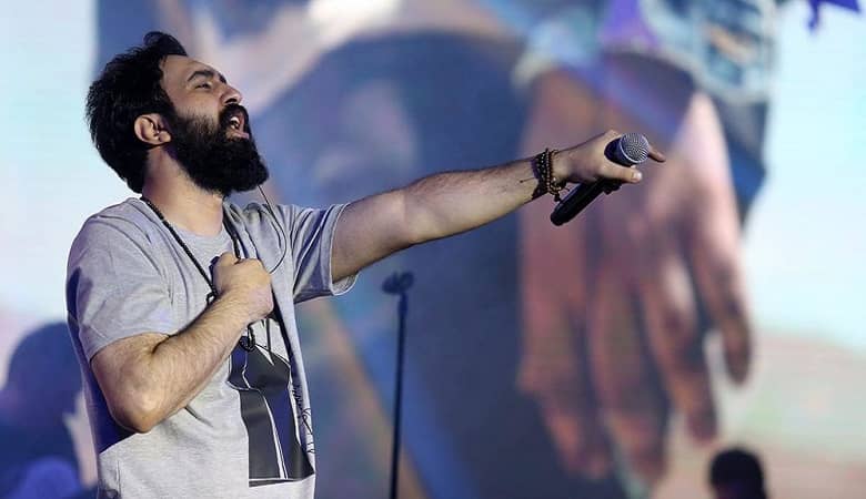 خواننده معترض ایرانی به چه سرنوشتی دچار شد؟