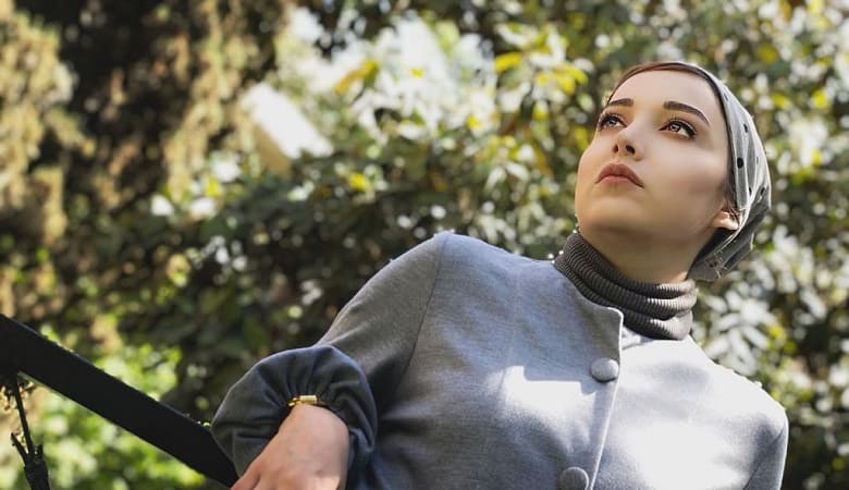 عکس/ تیپ اروپایی روشنک گرامی و دوستش!