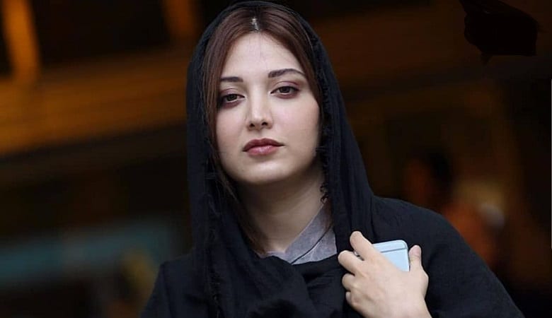 ویدئو/ روشنک گرامی: کسی منو نگاه نمی‌کنه!