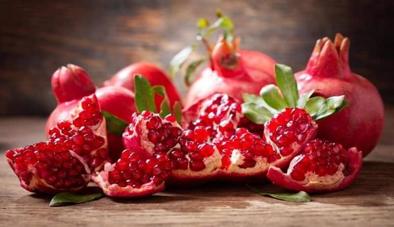 توصیه پزشکان؛ این میوه پاییزی معجره می کند!