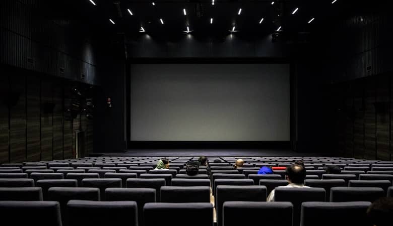 تخلف عجیب ۳ پردیس سینمایی بزرگ و پر فروش کشور