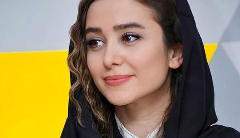 عکس/ الناز حبیبی تیپ تمام مشکی زد!