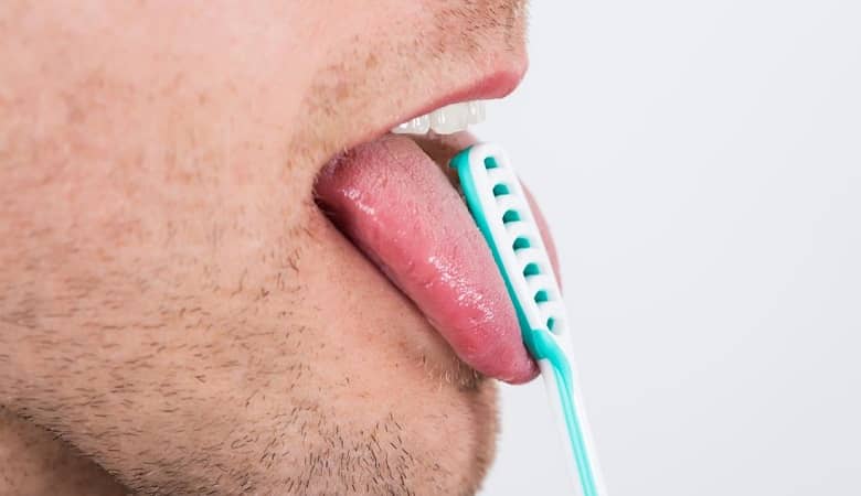 توجه؛ تغییرات روی زبان نشانه این بیماری های خطرناک است!