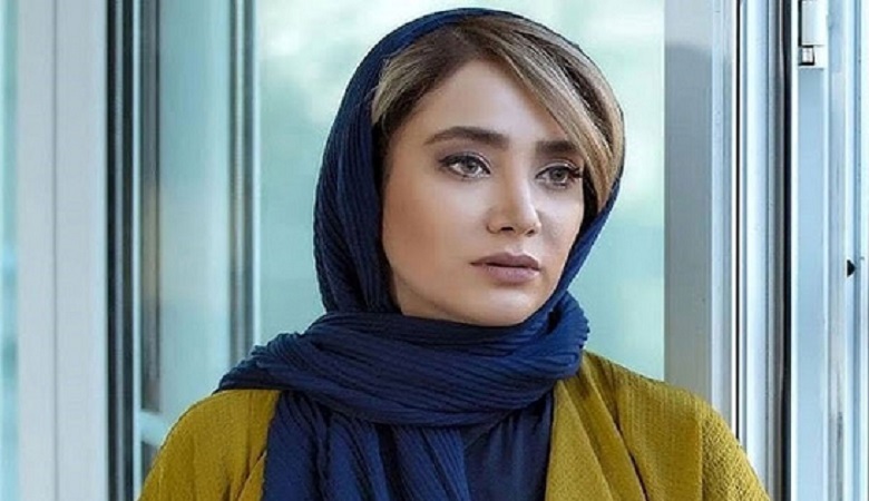 عکس/ جنجال بهاره افشاری بر سر بیلبورد گوشت قسطی و کم باشه حلال باشه!