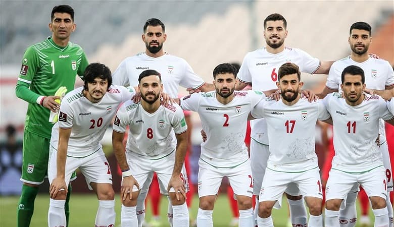 سانسور حرکت جنجالی بازیکنان “تیم ملی” در آغاز بازی/ ویدئو