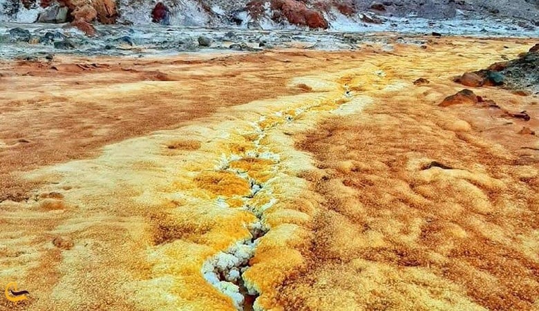 ویدئوی اعجاب‌انگیزی از یک رودخانه طلایی در ایران!