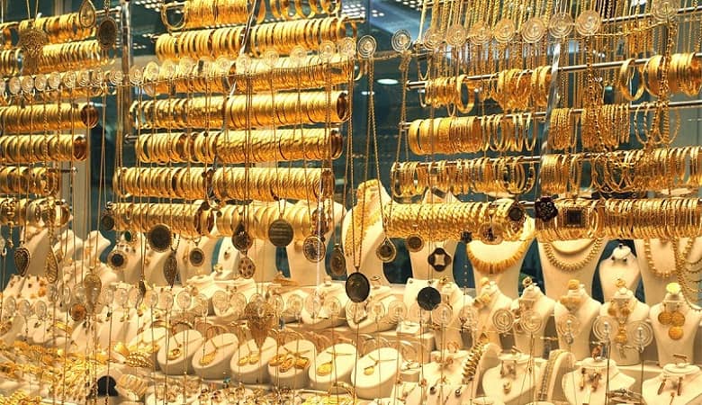 عکس/ افشاگری مجری اخراجی تلویزیون درباره پشت پرده واگذاری پرسپولیس و استقلال