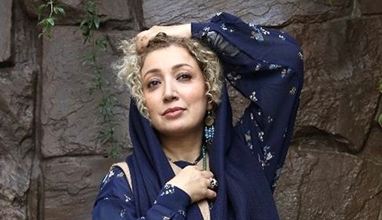 عکس/ لباس جالب وخوش رنگ بازیگر دودکش