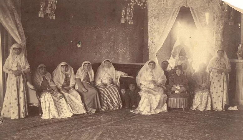 عکسی جالب از مراسم جشن تولد در دوره قاجار/ تصویر