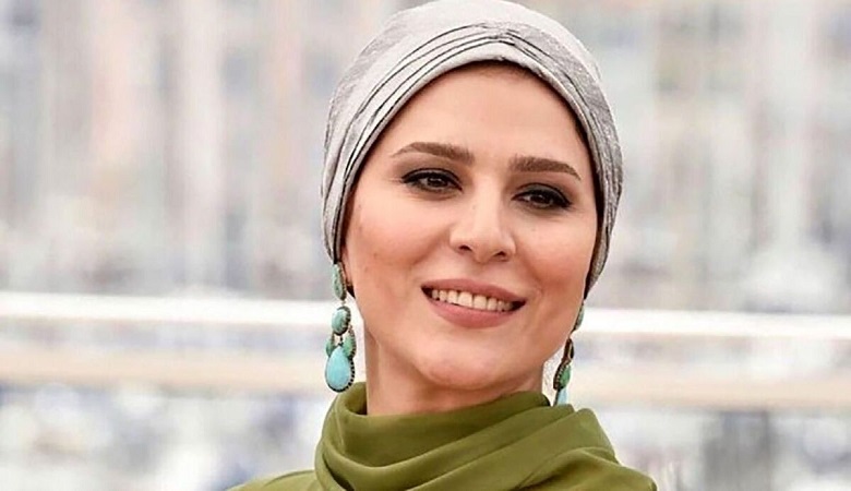 عکس متفاوت از همسر همایون در حال کتابخوانی